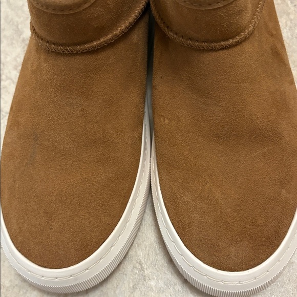 UGG Brown Suede Ankle Boots with Fur Lining - Picture 14 of 16